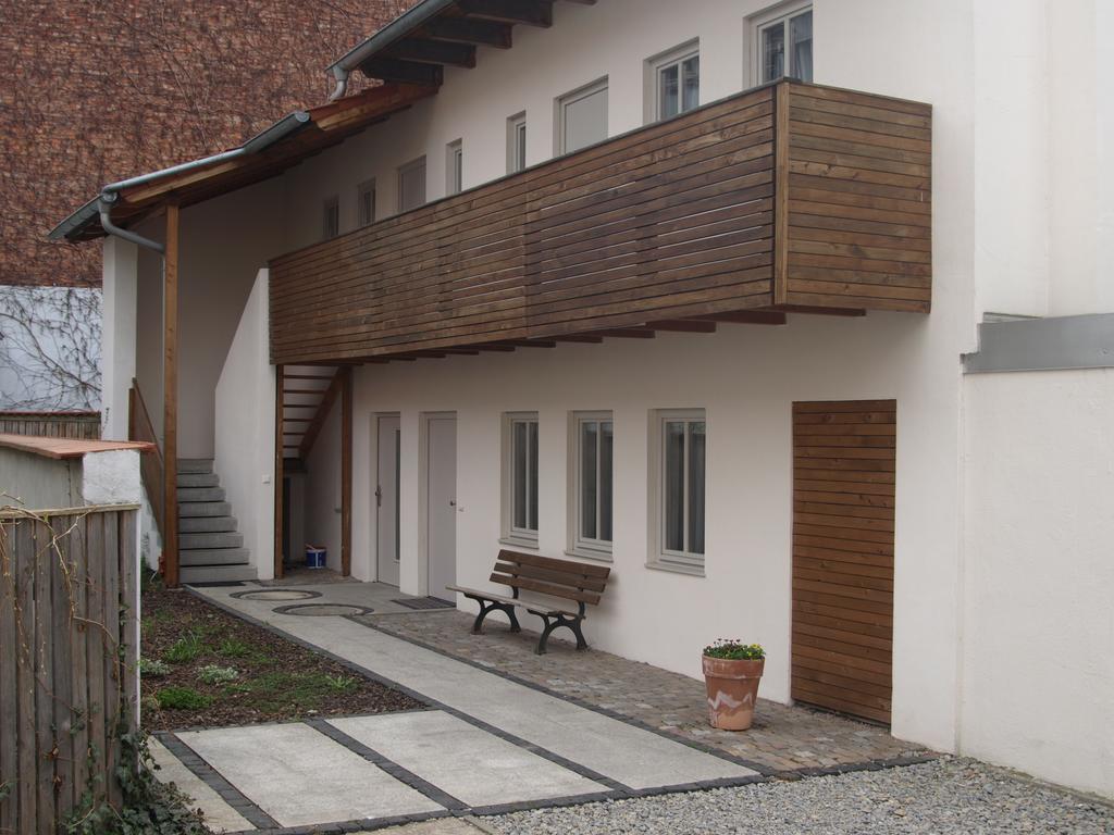 Gaestehaus In Der Gotthardtstrasse エアフルト エクステリア 写真