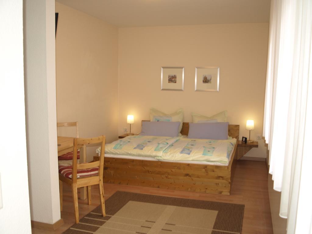 Gaestehaus In Der Gotthardtstrasse エアフルト 部屋 写真
